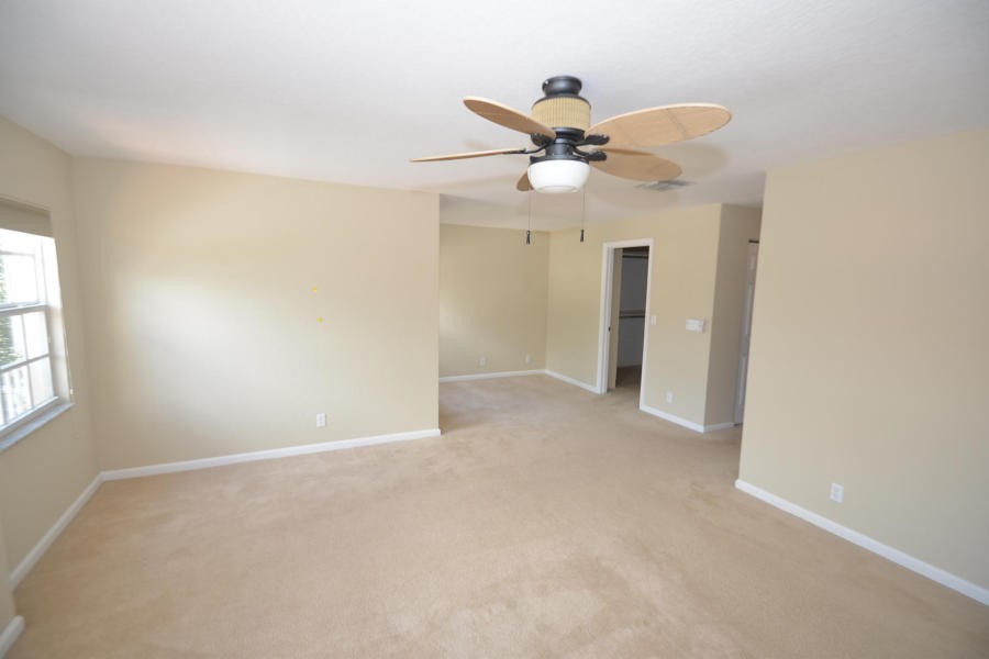 sitting room in master with california closets