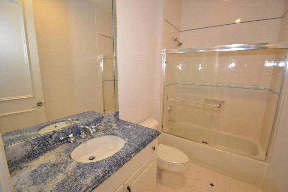 en suite bath