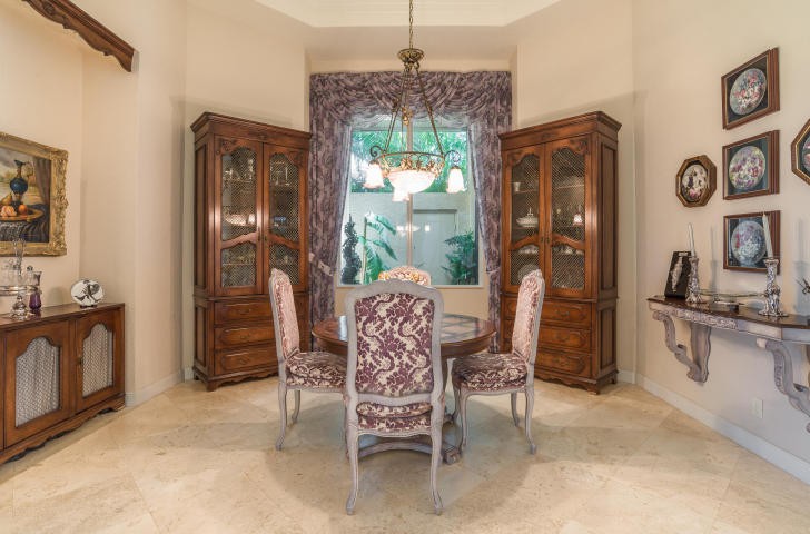 formal dining room